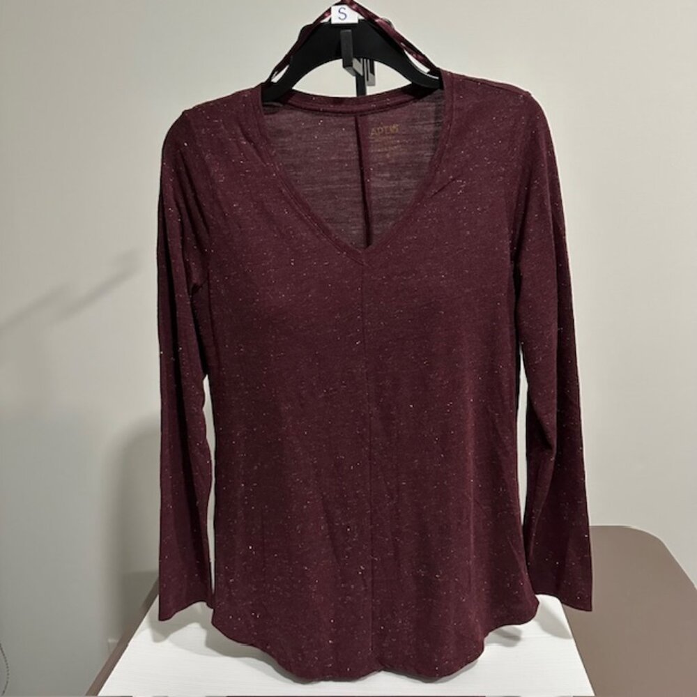 Women Modern Essentials V-neck Metallic Tunic Long Sleeves Burgundy Top Apt. 9